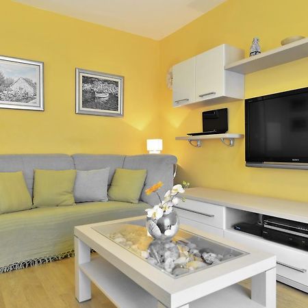Cozy Beach Apartment Split Exterior photo